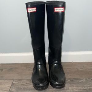 HUNTER Tall Black Gloss Rain Boots